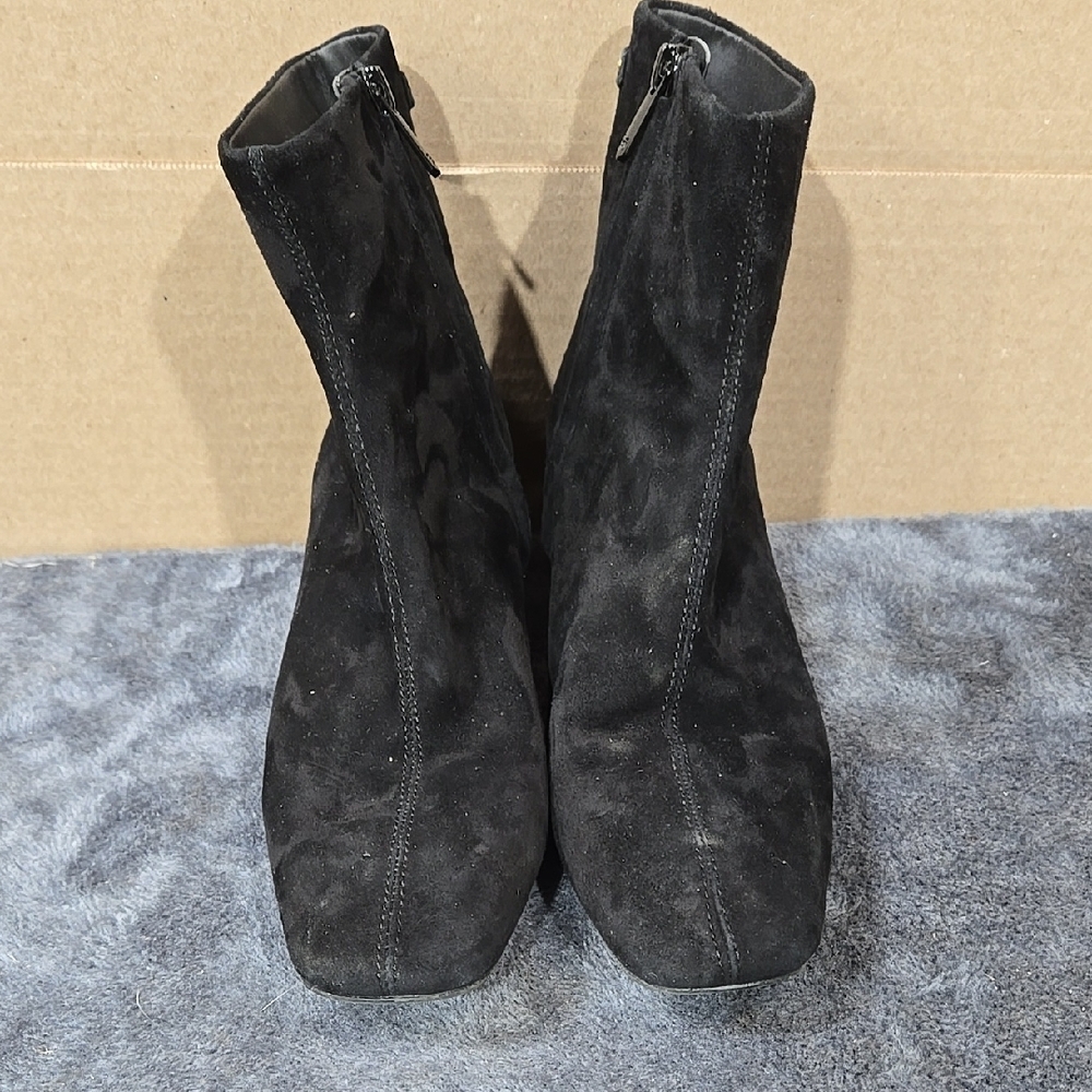 Sam Edelman Ivette Black Suede Side Zipper Squared Toe Block Heeled Ankle Boots